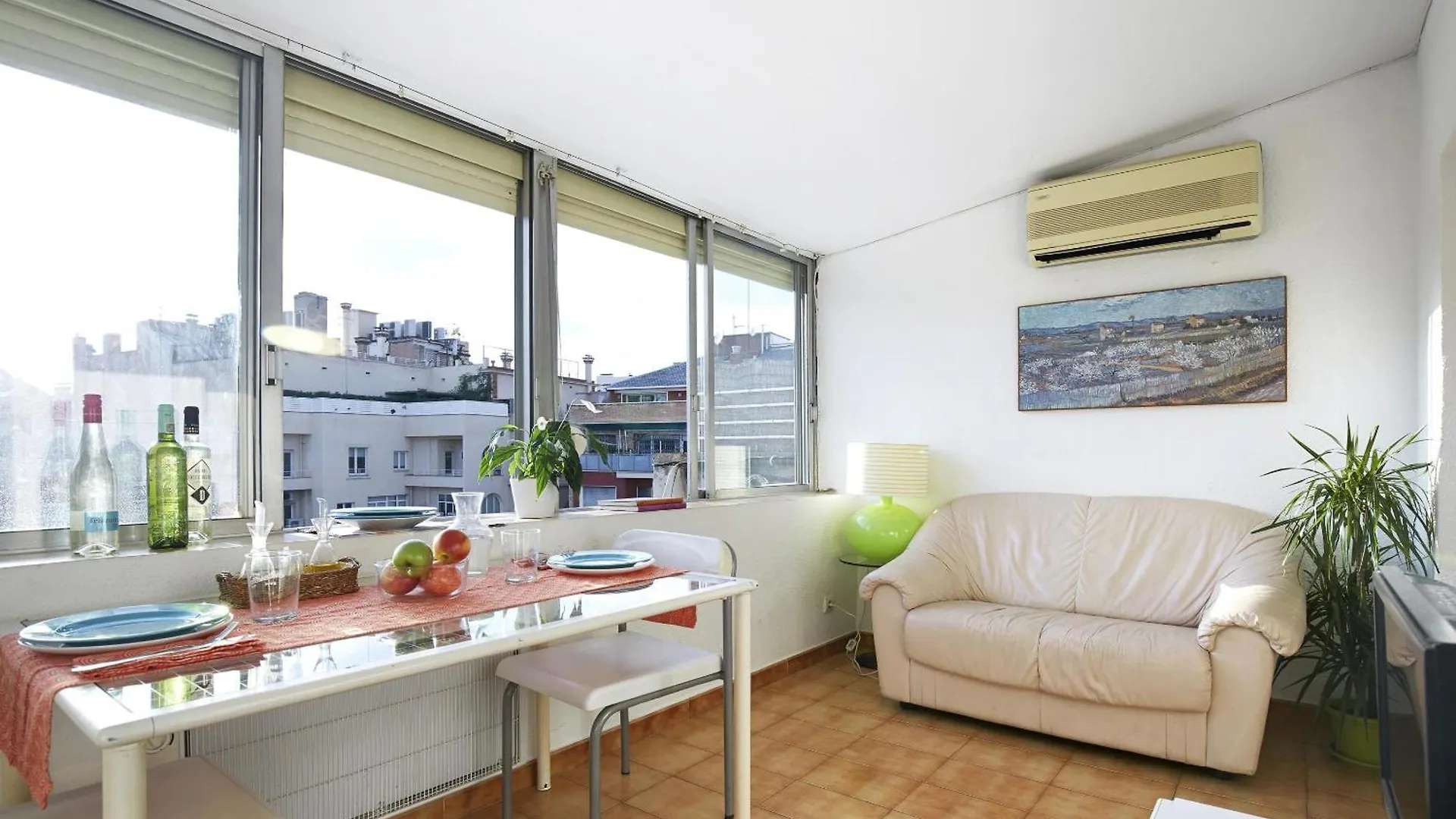 Apartamentos Calvet Barcelona 0*,  Spain