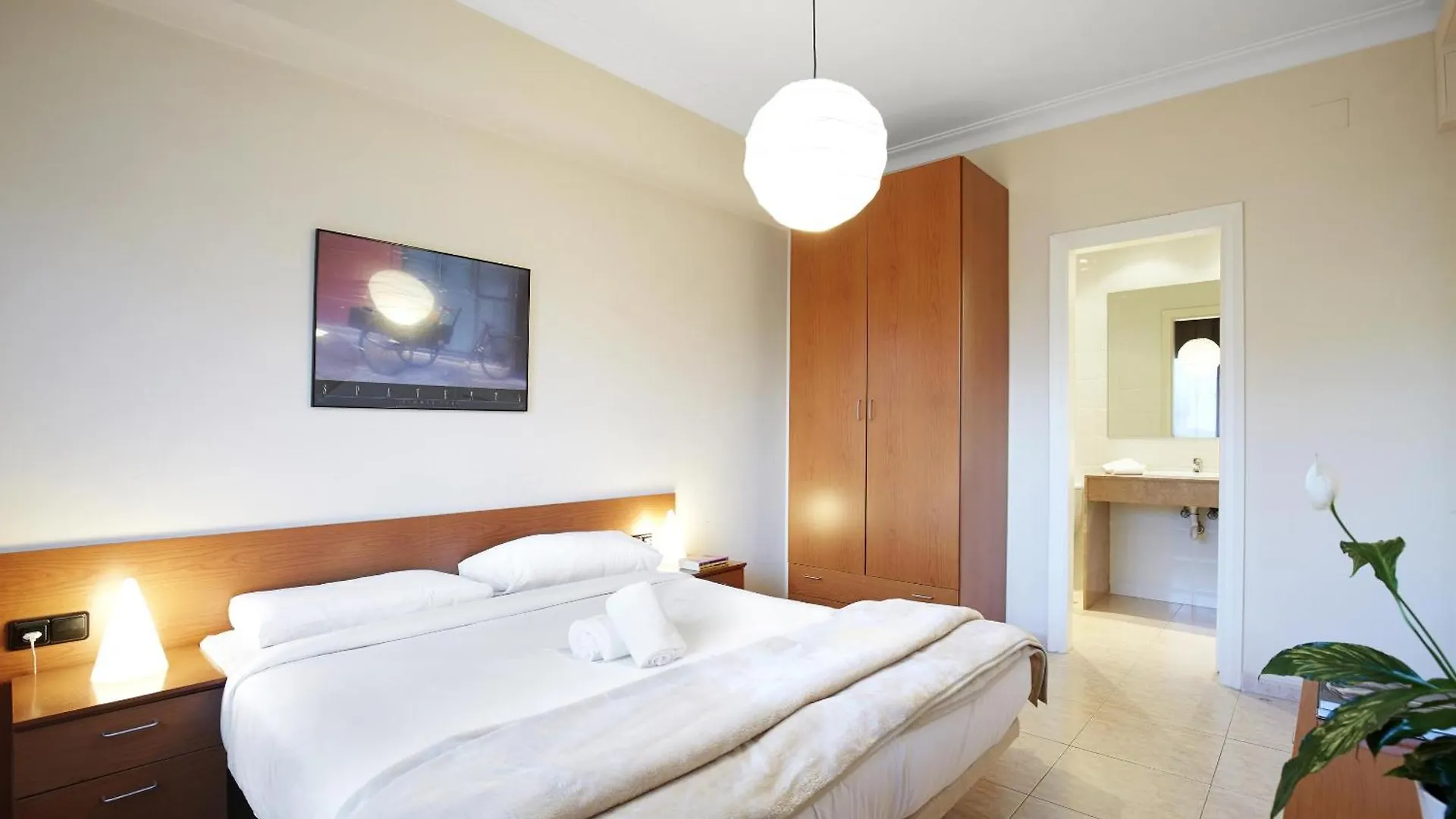 Apartamentos Calvet Barcelona 0*,